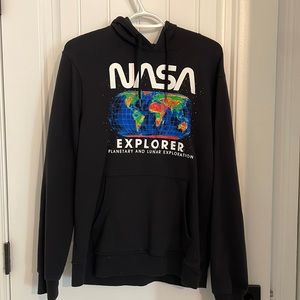 Never worn, perfect condition